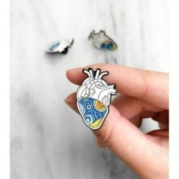 3/$20 Van Gogh Starry Night Heart Enamel Pin - Picture 1 of 1